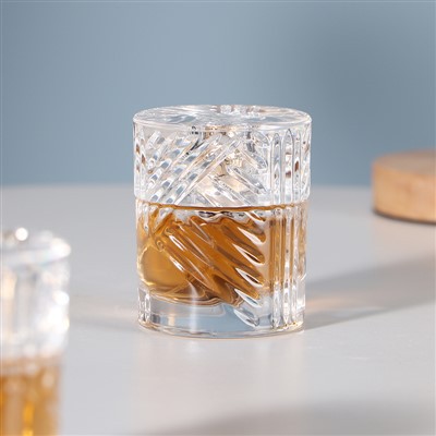 Luksusa stikla smaržu pudelītes